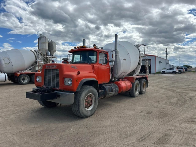 1988 MACK, 829 214 mth, dovoz Kanada — foto 2 z 5