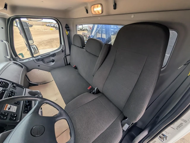2023 AMCO, 26 331 mth, dovoz Kanada — foto 14 z 16