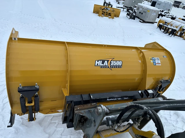 2025 HLA, dovoz Kanada — foto 3 z 3