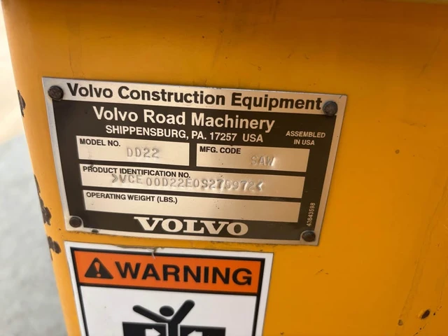 Volvo DOUBLE, 1 mth, dovoz Kanada — foto 3 z 5