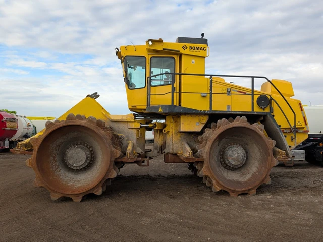2015 BOMAG, dovoz Kanada — foto 3 z 5