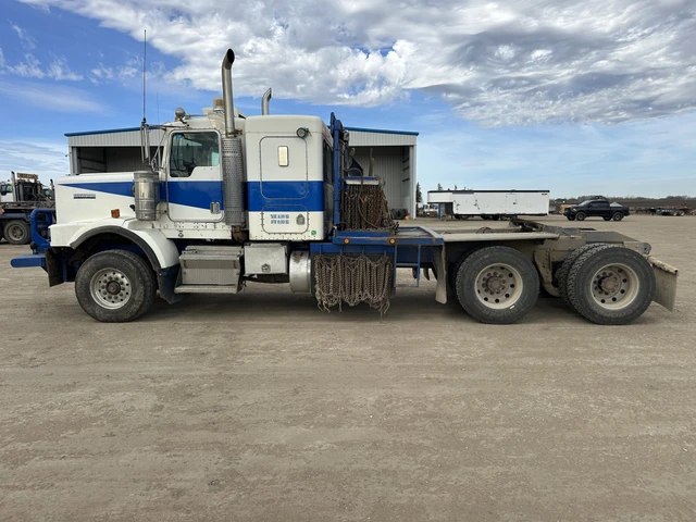 2002 KENWORTH, 1 986 130 mth, dovoz Kanada — foto 3 z 5