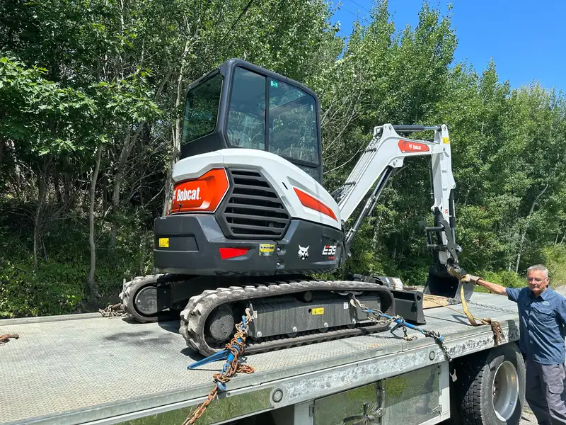 2023 Bobcat E35-WHITE, bílá, 5 mth, dovoz Kanada — foto 8 z 12