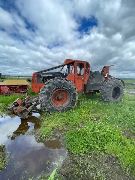 1986 Timberjack 240A, dovoz Kanada — foto 1