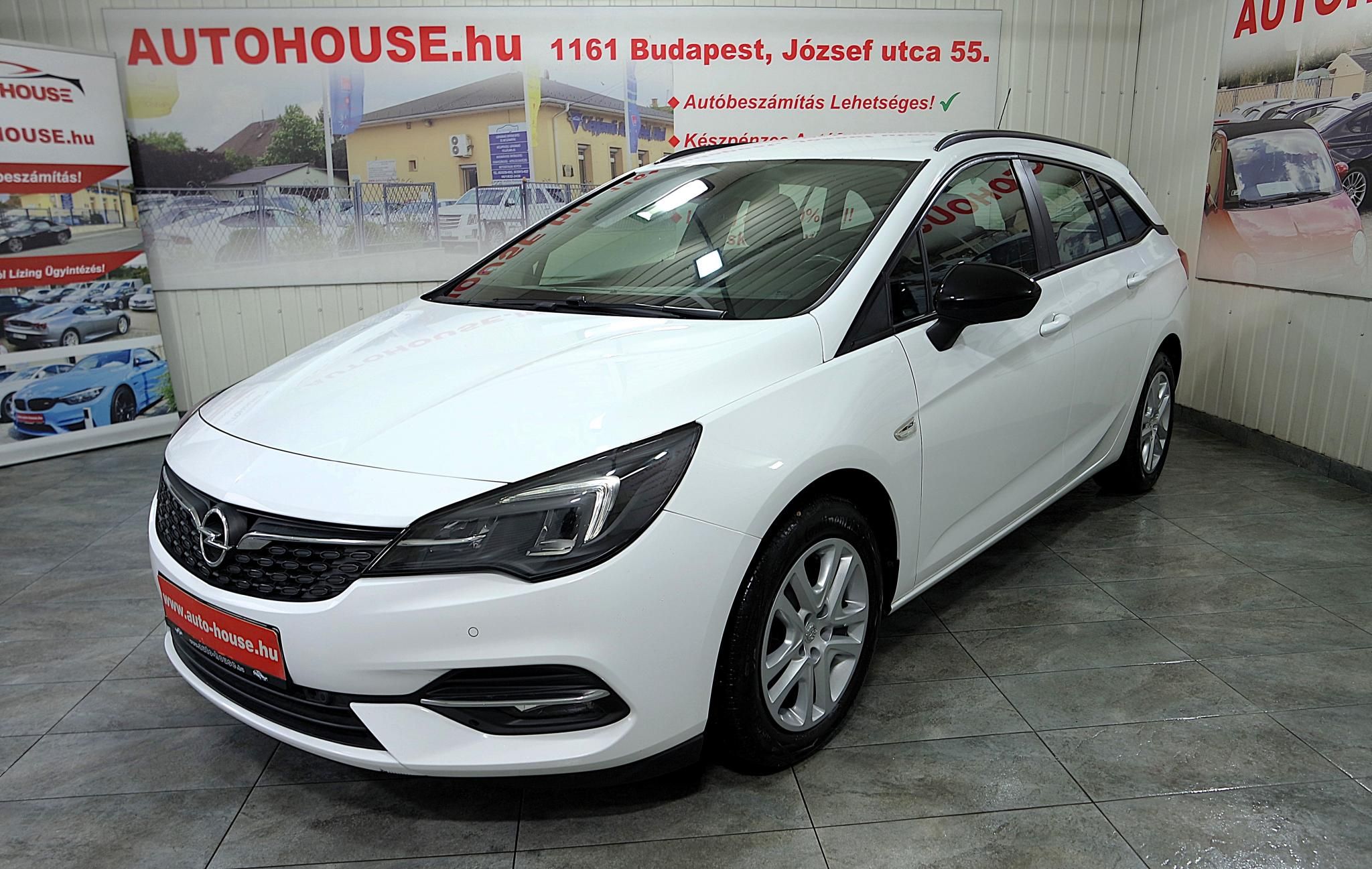 2022 Opel, 138 000 km, Maďarsko — foto 1