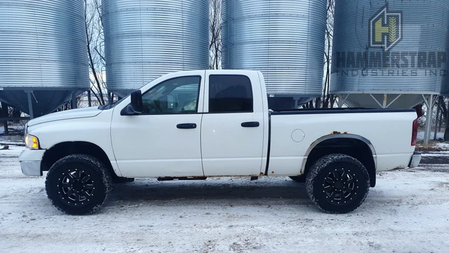 2004 DODGE, 412 321 mth, dovoz Kanada — foto 2 z 5