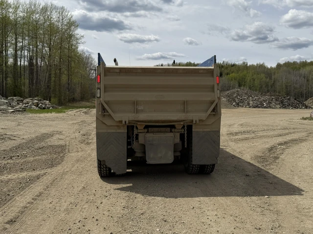 2018 PETERBILT, 382 036 mth, dovoz Kanada — foto 5 z 5