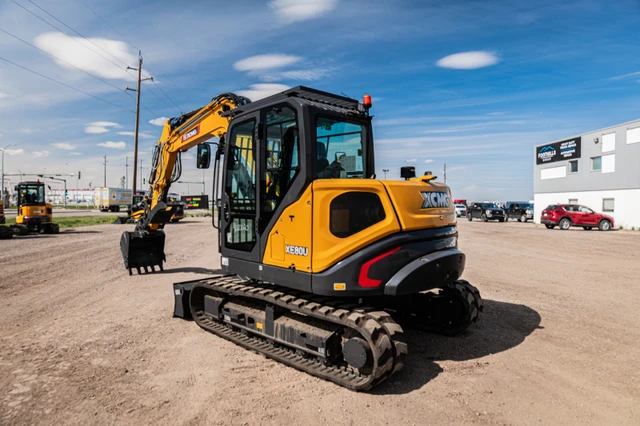 2025 COMPACT, dovoz Kanada — foto 3 z 4