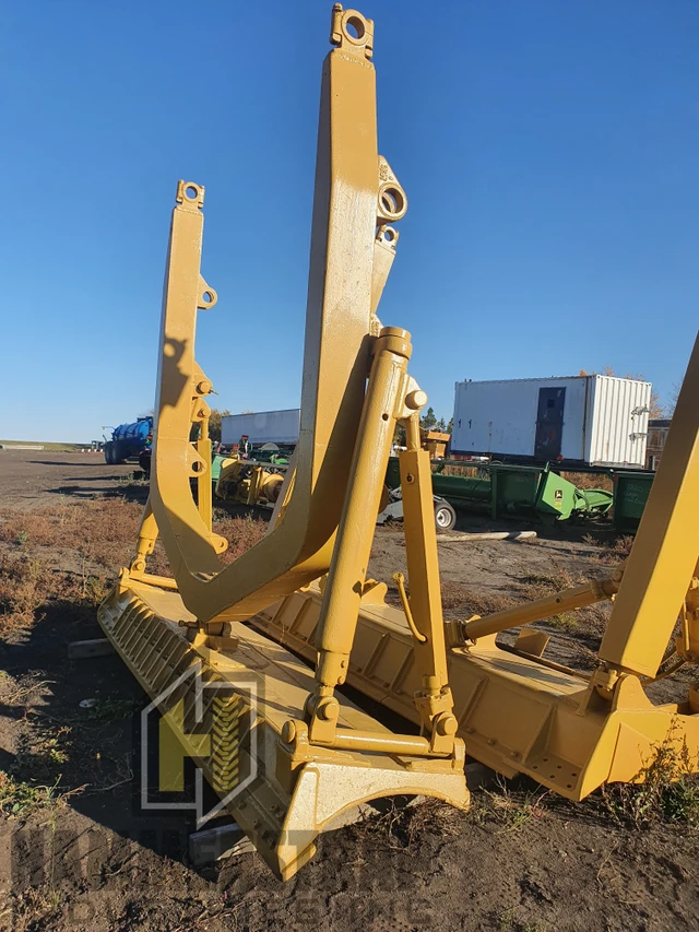 Caterpillar D5, 1 mth, dovoz Kanada — foto 2 z 5
