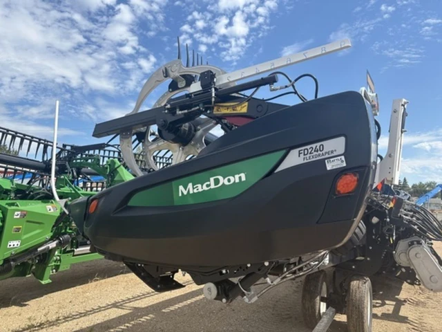 2023 MACDON, dovoz Kanada — foto 4 z 5