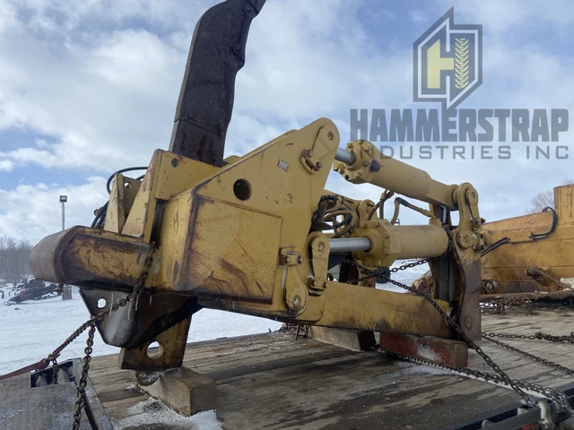Caterpillar, 1 mth, dovoz Kanada — foto 4 z 5