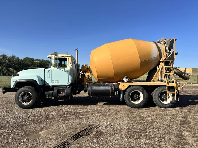 1998 MACK, 443 460 mth, dovoz Kanada — foto 3 z 5
