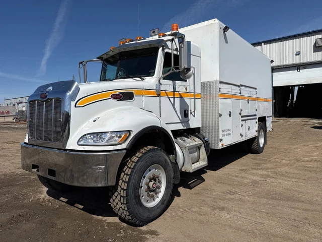 2014 PETERBILT, dovoz Kanada — foto 2 z 5