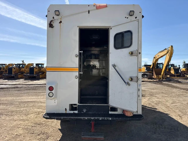 2014 PETERBILT, dovoz Kanada — foto 4 z 5