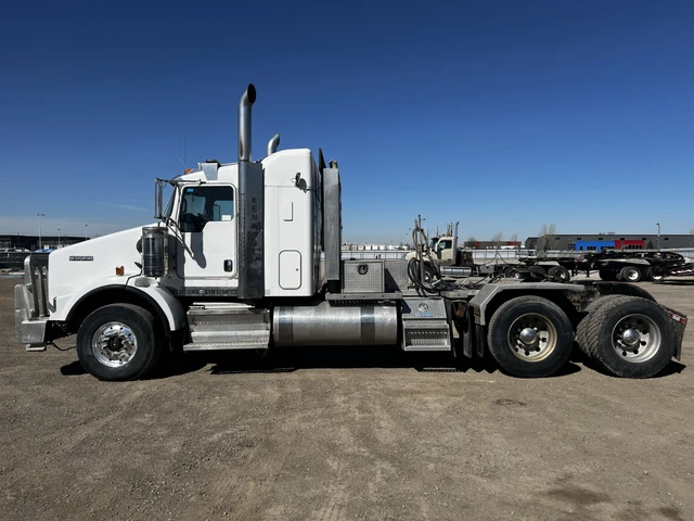 2015 KENWORTH, 600 008 mth, dovoz Kanada — foto 2 z 5