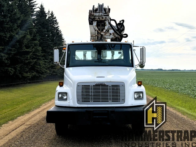 2000 Caterpillar FREIGHTLINER, 226 978 mth, dovoz Kanada — foto 2 z 5