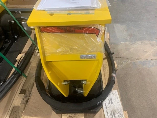 NEW, dovoz Kanada — foto 3 z 4