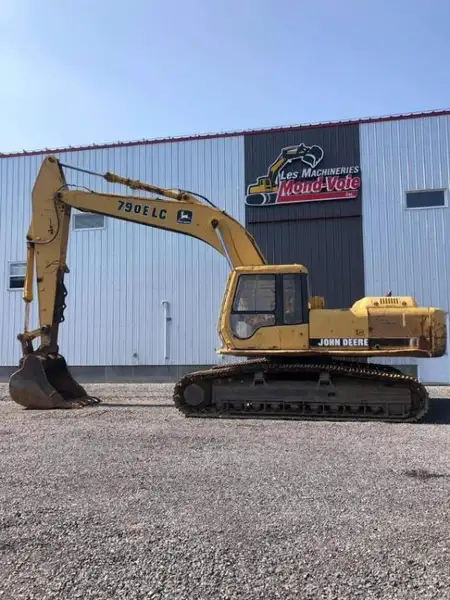 1997 John Deere 790-E 790 E, dovoz Kanada — foto 2 z 5