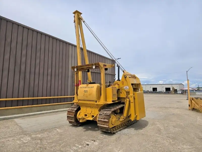 1980 Caterpillar D4E, dovoz Kanada — foto 12 z 12