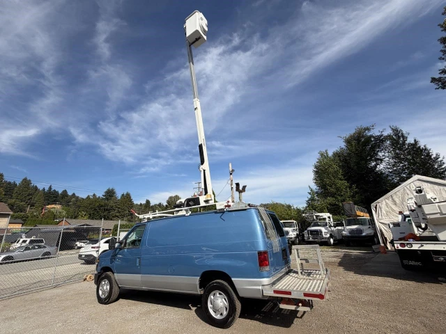 2012 VERSALIFT, 283 000 mth, dovoz Kanada — foto 4 z 5