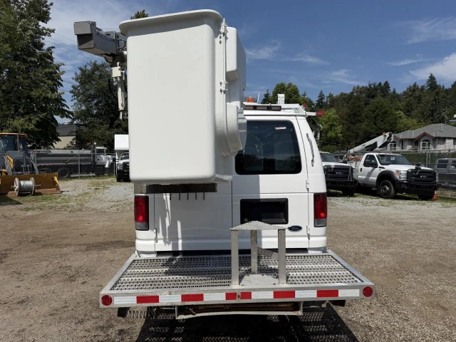 2012 VERSALIFT, 99 000 mth, dovoz Kanada — foto 5 z 5