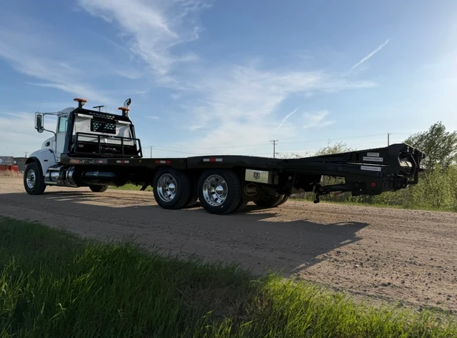 2020 PETERBILT, 249 250 mth, dovoz Kanada — foto 4 z 5