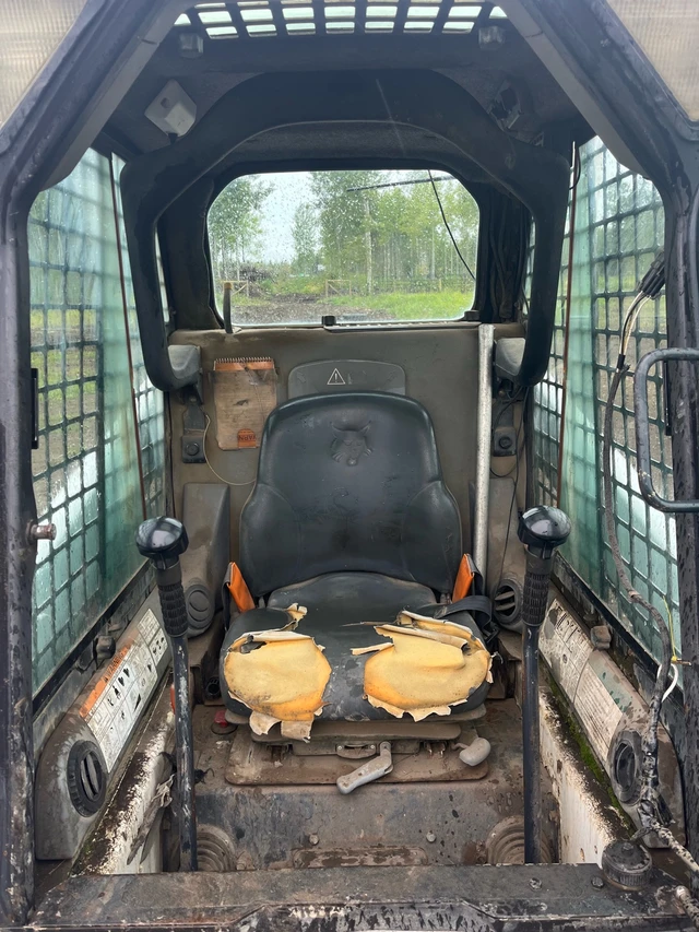 2004 Bobcat 763, dovoz Kanada — foto 2 z 5