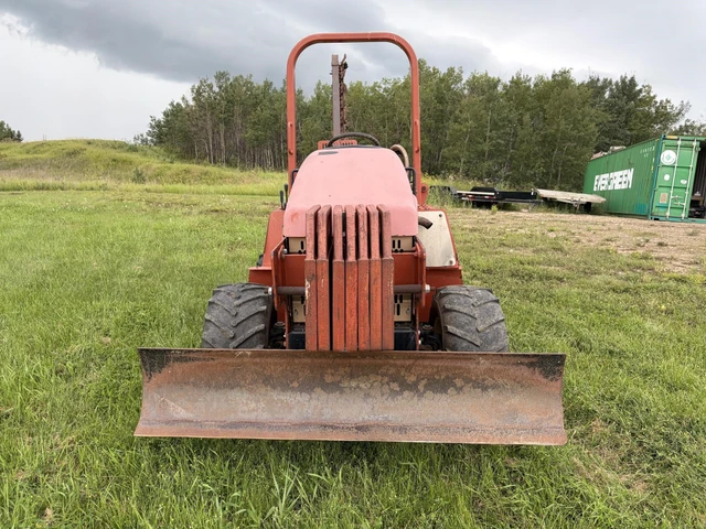 2005 Ditch Witch RT40, 1 mth, dovoz Kanada — foto 3 z 5