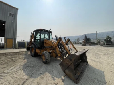 2012 Case 580SN, 1 mth, dovoz Kanada — foto 2 z 5