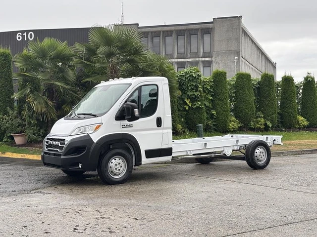 2023 RAM, 57 mth, dovoz Kanada — foto 5 z 5