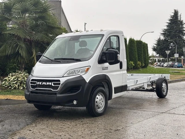 2023 RAM, 97 mth, dovoz Kanada — foto 4 z 5