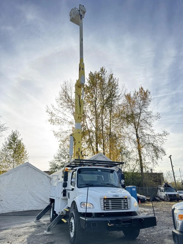 2014 ALTEC, 83 000 mth, dovoz Kanada — foto 4 z 5