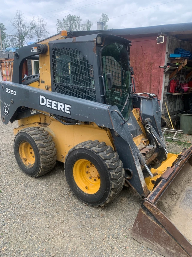 John Deere 326D, 7 241 mth, dovoz Kanada — foto 4 z 5