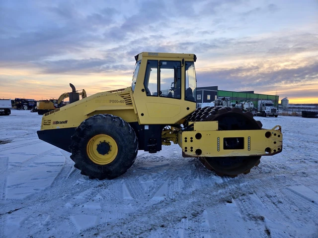 2013 BOMAG, 1 mth, dovoz Kanada — foto 5 z 5