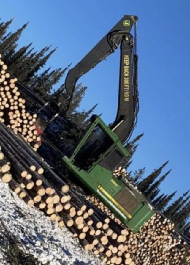 2014 John Deere 2154D, dovoz Kanada — foto 2 z 2
