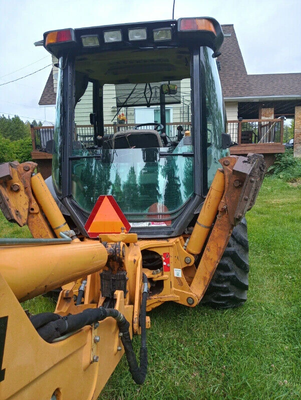 2006 Case 580, 4 550 mth, dovoz Kanada — foto 4 z 5