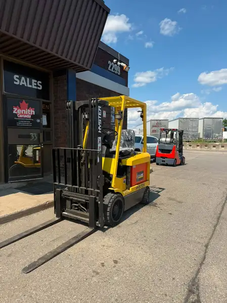 2003 Hyster E50XM, dovoz Kanada — foto 2 z 9