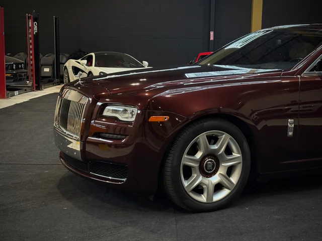 2015 Rolls-Royce Ghost Highly optioned, 47 253 km, dovoz Kanada — foto 2 z 5