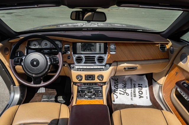 2017 Rolls-Royce Dawn, béžová, 39 400 km, dovoz Kanada — foto 11 z 20