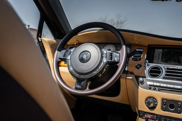 2017 Rolls-Royce Dawn, béžová, 39 400 km, dovoz Kanada — foto 14 z 20