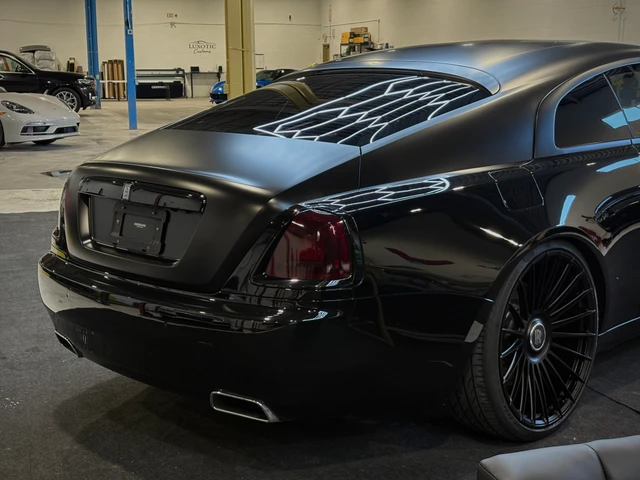 2016 Rolls-Royce Wraith, černá, 38 000 km, dovoz Kanada — foto 3 z 5