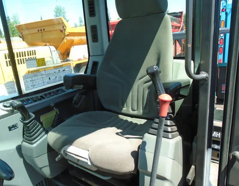 2012 Bobcat E80A-WHITE, bílá, dovoz Kanada — foto 9 z 11