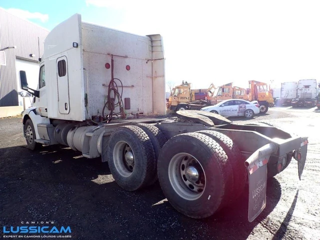 2015 PETERBILT, 1 066 176 mth, dovoz Kanada — foto 5 z 5