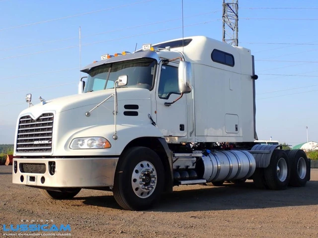 2015 MACK, 980 467 mth, dovoz Kanada — foto 3 z 5