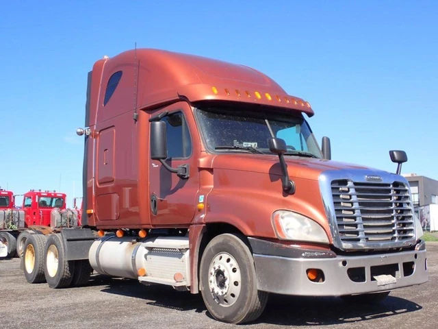 2013 FREIGHTLINER, 1 118 872 mth, dovoz Kanada — foto 1 z 5 2013 FREIGHTLINER, 1 118 872 mth, dovoz Kanada — foto 1 z 5