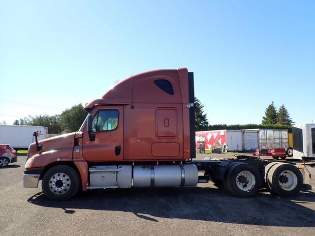2013 FREIGHTLINER, 1 118 872 mth, dovoz Kanada — foto 4 z 5
