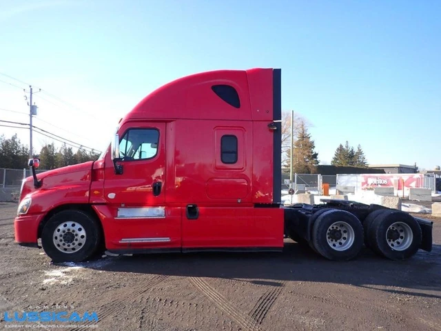 2015 FREIGHTLINER, 1 968 737 mth, dovoz Kanada — foto 4 z 5