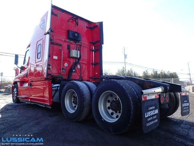 2015 FREIGHTLINER, 1 968 737 mth, dovoz Kanada — foto 5 z 5