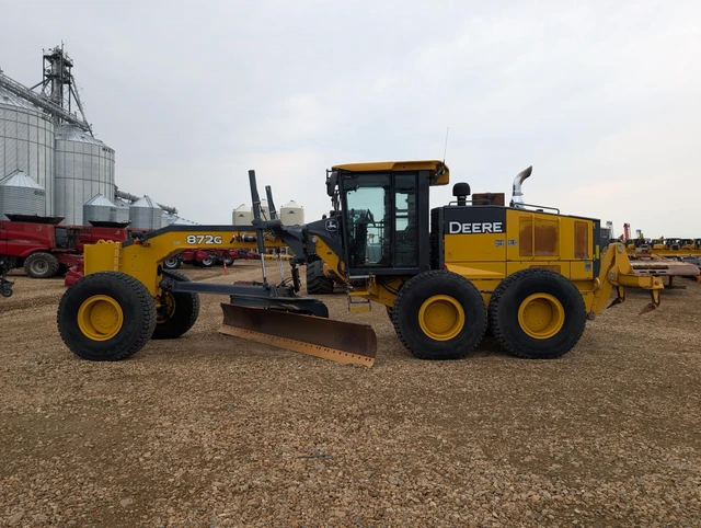 2012 John Deere, 1 mth, dovoz Kanada — foto 1