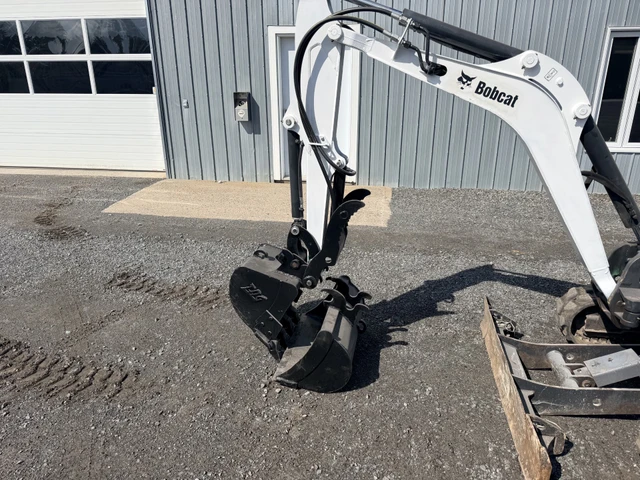2015 Bobcat E-20, 1 mth, dovoz Kanada — foto 2 z 5